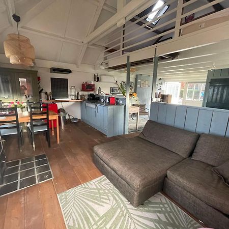 Holiday Cottage De Garage Inn Hank Екстериор снимка