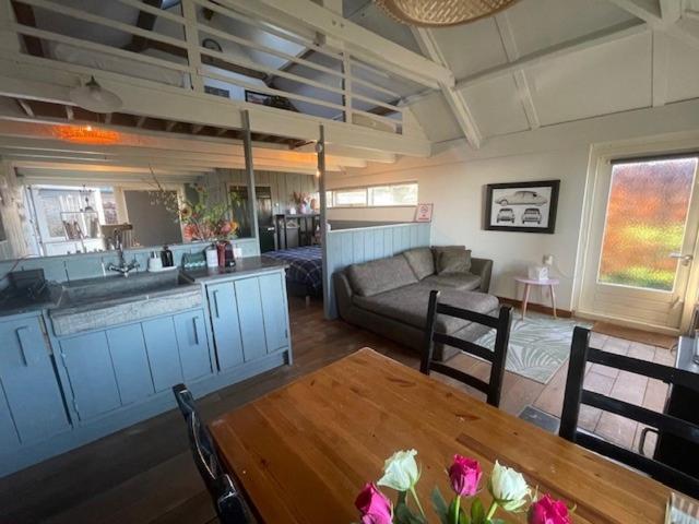Holiday Cottage De Garage Inn Hank Екстериор снимка